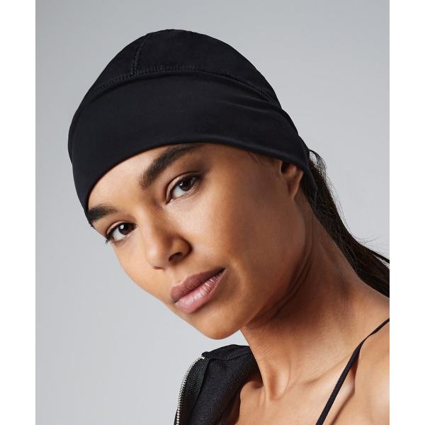 Softshell sports tech beanie