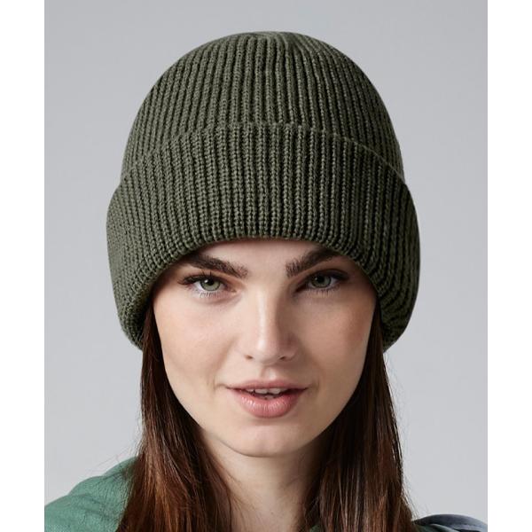 Water-repellent thermal elements beanie