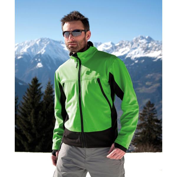 Softshell activity jacket